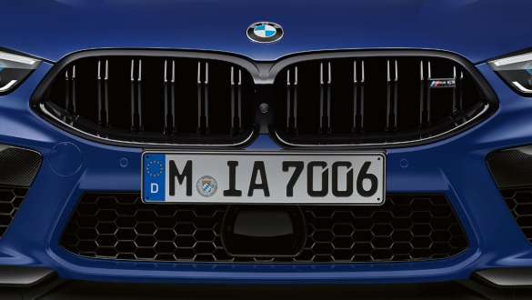 Решетка радиатора М. BMW M8 Competition Coupé с решеткой радиатора М.