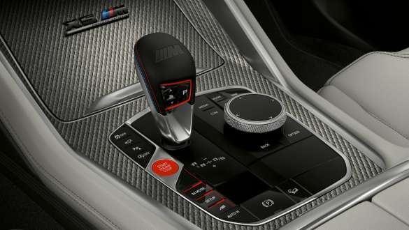 Рычаг селектора М с функцией Drivelogic в BMW X5 M Competition F95 Рычаг селектора М с функцией Drivelogic BMW X5 M Competition F95 2020 SUV, салон