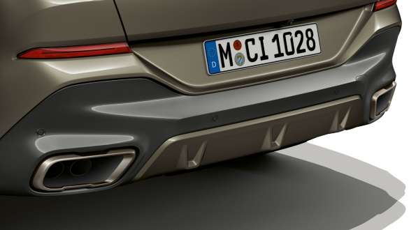 Выхлопная система M Sport BMW X6 G06 2019 Выхлопная система M Sport BMW X6 2019 G06 вблизи