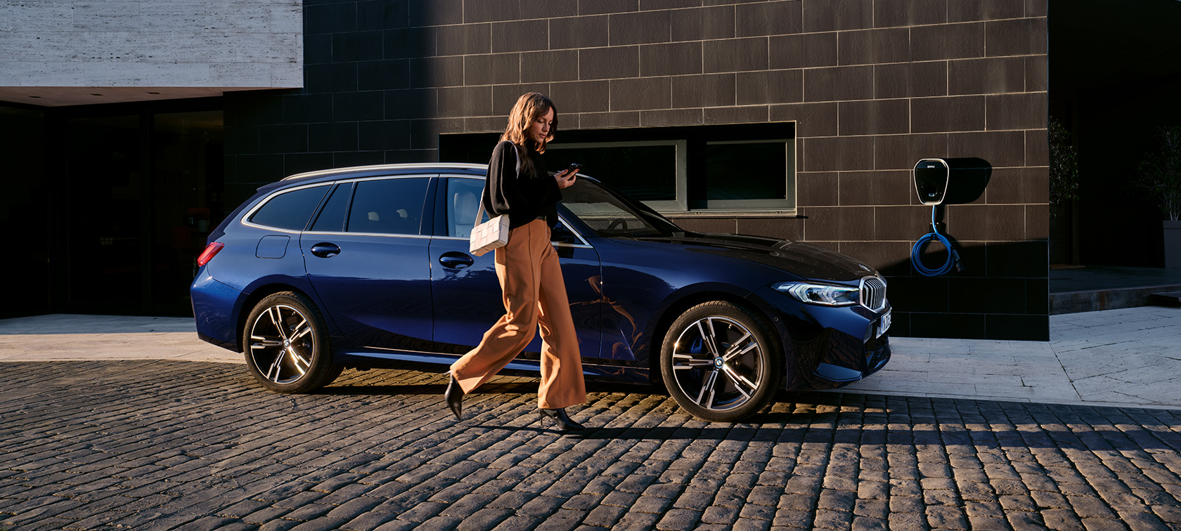 Видео: плагин-гибрид BMW 3 серии Touring LCI G21 Видео: плагин-гибрид BMW 3 серии Touring LCI G21