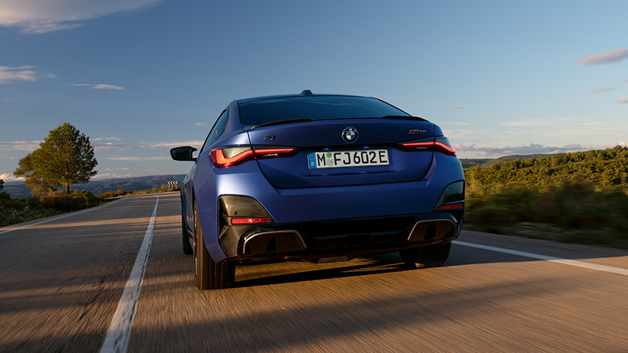 BMW i4 M50 G26 2021, режим движения SPORT+ Звук BMW i4 M50 G26 2021, режим движения SPORT+