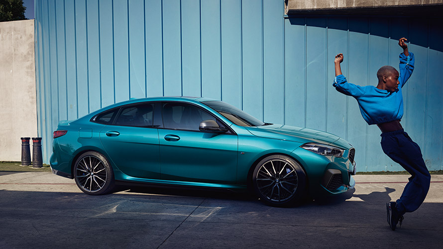 BMW 2 серии Gran Coupé Snapper Rocks Blue металлик F44 вид сбоку