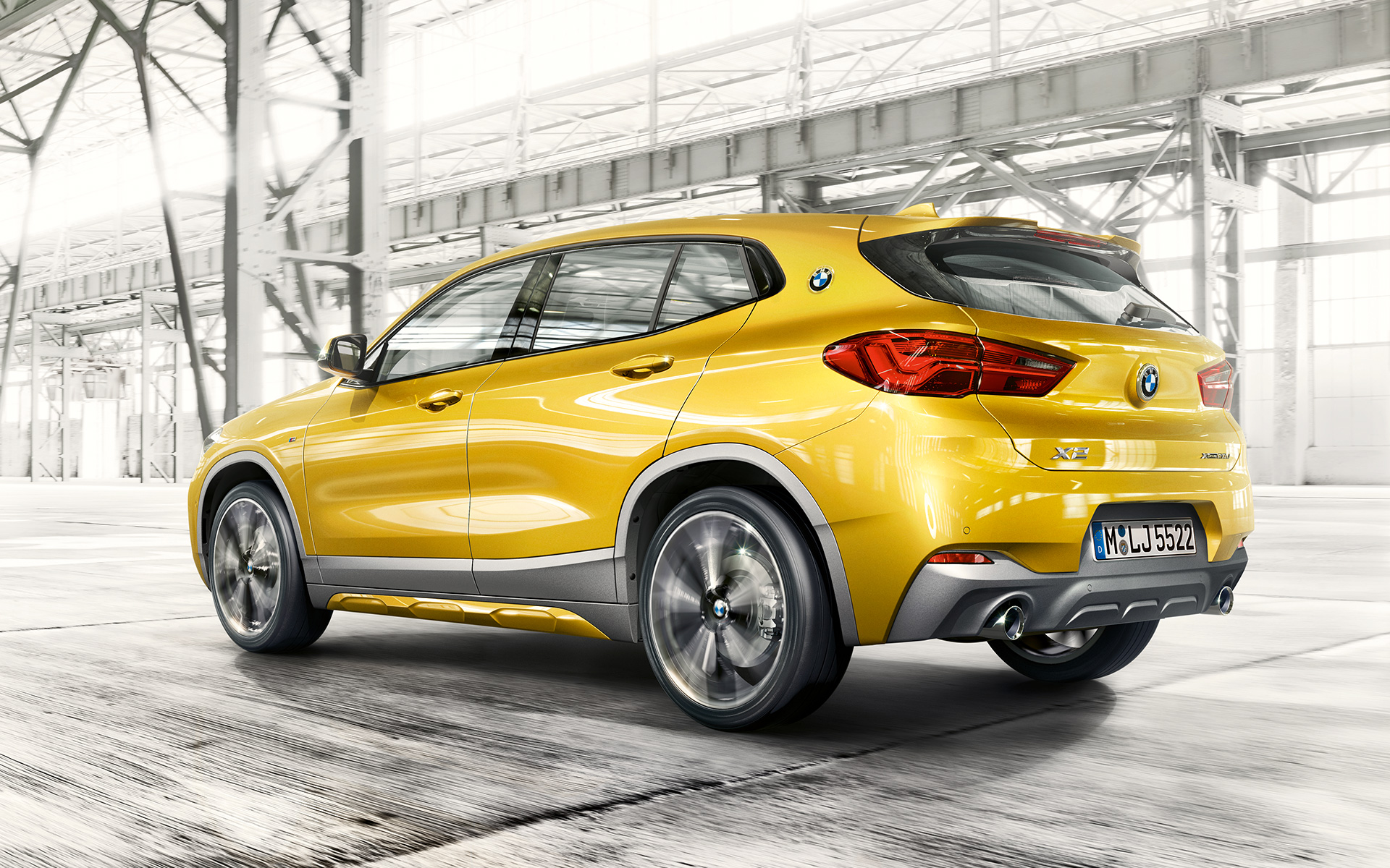 BMW X2 F39 2020 "Серый Бруклин", вид сбоку