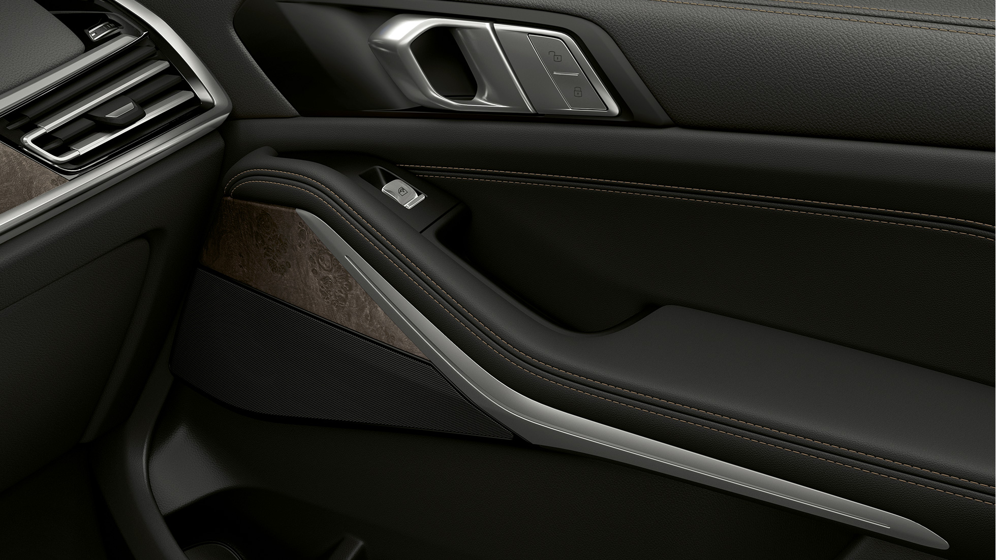 BMW X7, легкосплавные диски стандартного оборудования,BMW X7, внутренняя дверь стандартного оборудования Крупный план легкосплавного диска BMW X7 со стандартными особенностями оборудования,Крупный план внутренней двери BMW X7 со стандартными особенностями оборудования