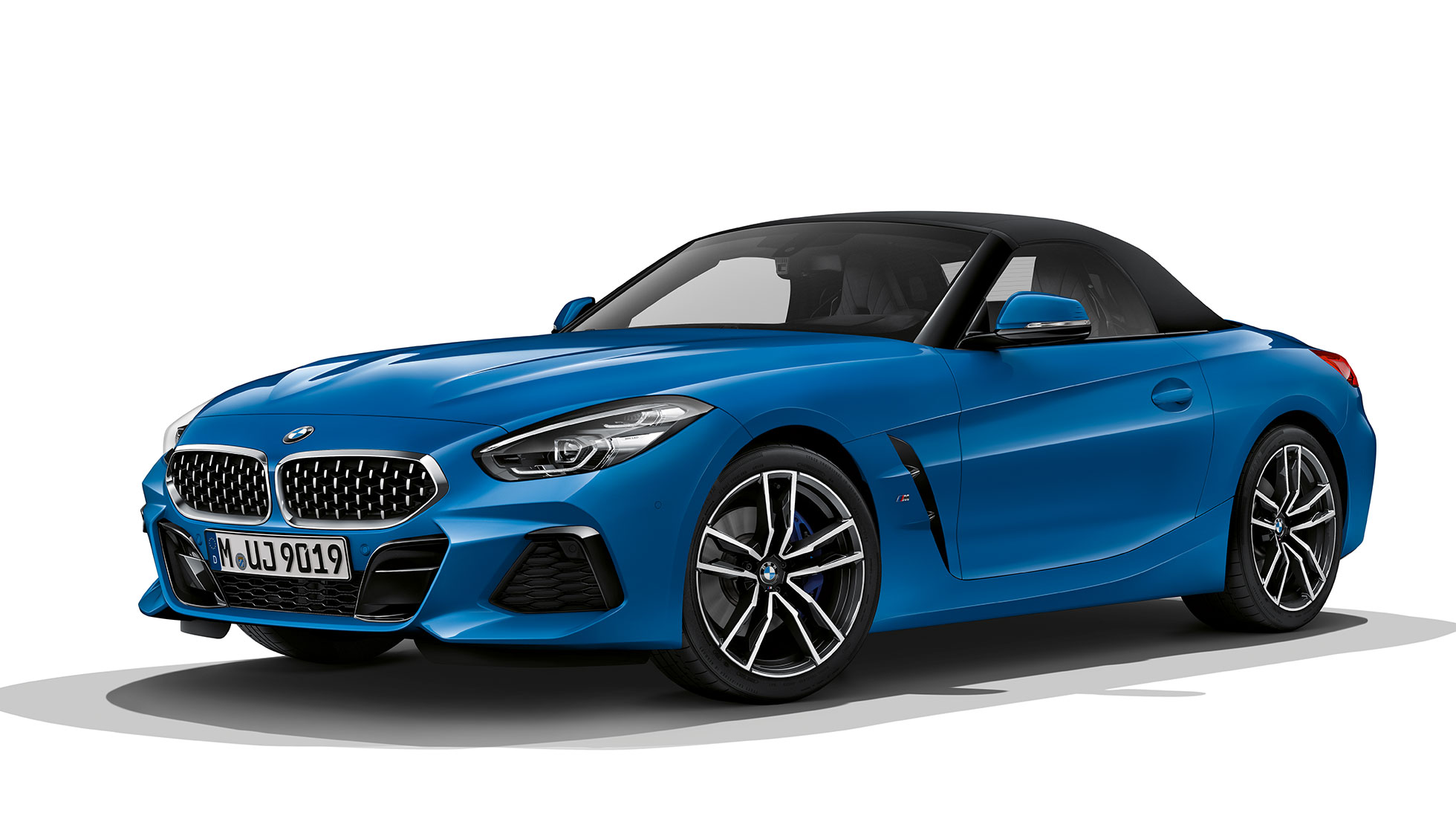 BMW Z4 Родстер Модель М Sport BMW Z4 Родстер Модель М Sport, передний снимок три четверти