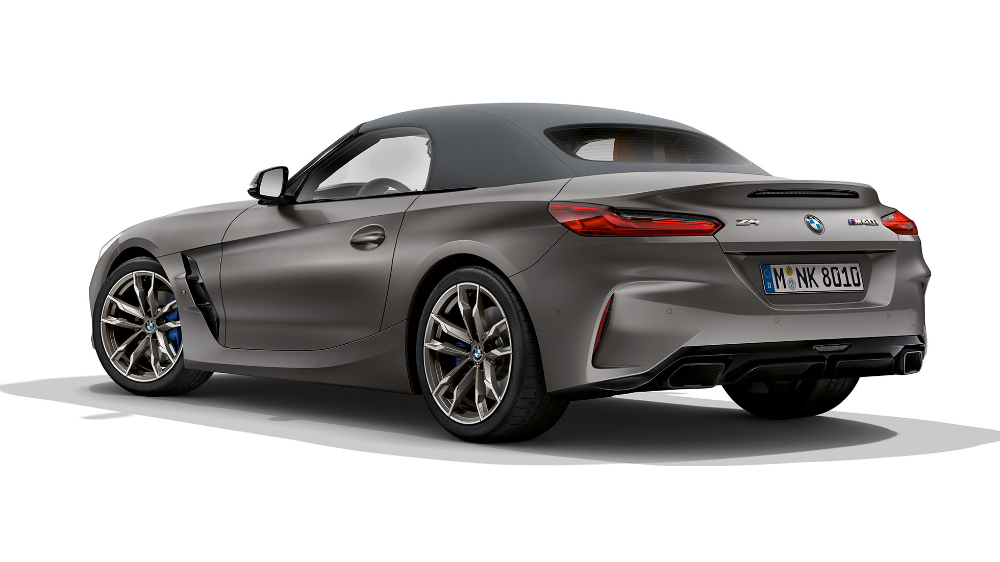 BMW Z4 Родстер М40i BMW Z4 Родстер М40і, задний снимок три четверти