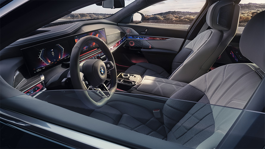 BMW Individual полная отделка мелкозернистой кожей Merino "Синий Фьорд"/"Черный"