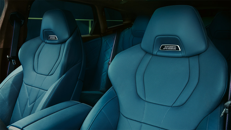 BMW Individual полная отделка мелкозернистой кожей Merino "Красный Фиона"/"Черный"