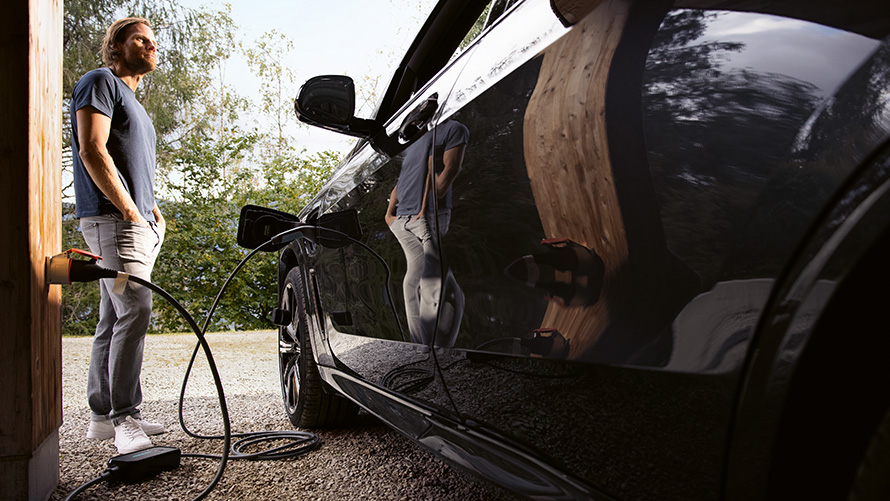 Универсальное устройство для быстрой зарядки BMW Зарядные устройства BMW: универсальное устройство для быстрой зарядки BMW
