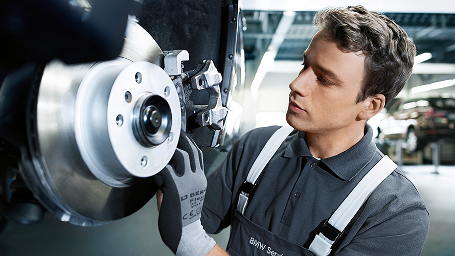 Оригинальные запасные части BMW, дилеры BMW, запись на обслуживание BMW